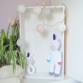 Licorne en crochet création française et artisanale