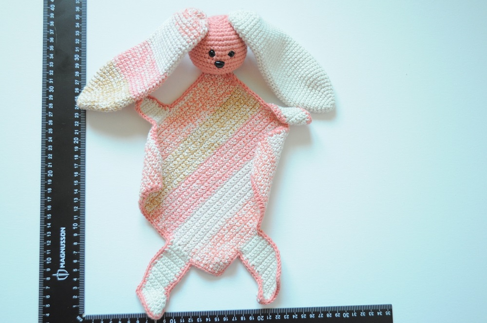 Doudou plat en crochet