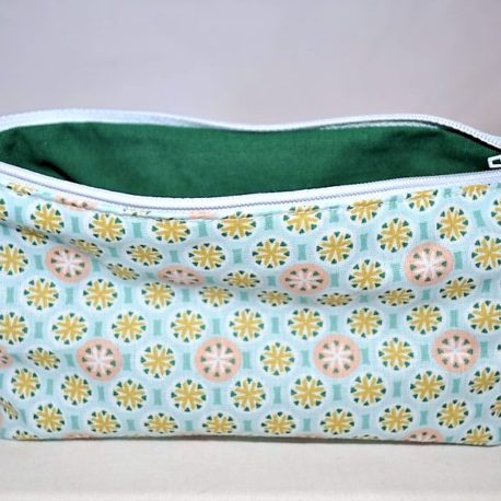 Intérieur doublé vert trousse école multicolore pastel 