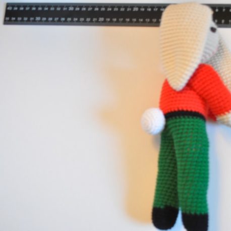 Lapin au crochet au couleur de Noël. Amogurumi