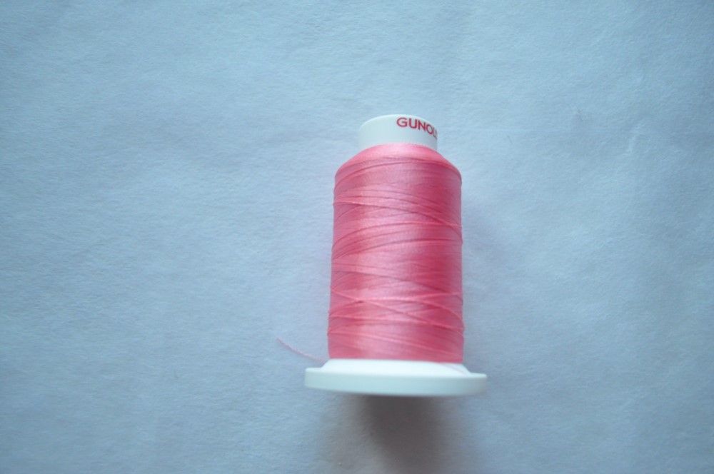 Fils de broderie rose clair