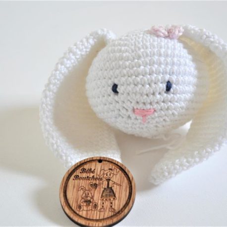 Création artisanale tête de lapin en crochet