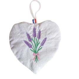 Coeur senteur lavande naturelle brodé, bébé boutchou