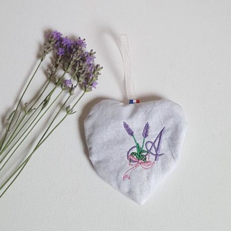 Lavandes-nat-coeur-monogramme (Copy)