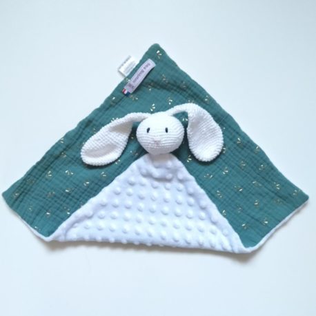 doudou-bi-matiere-lapin-vert-1