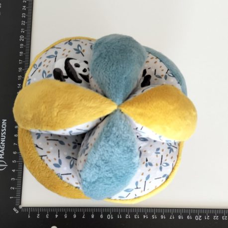 Balle-Montessori-panda-dim