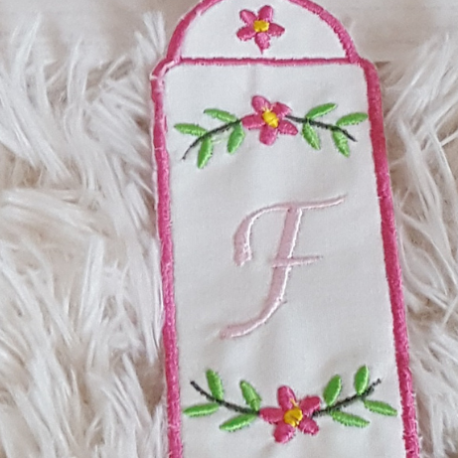 Porte-clef-fleuri-arrondi